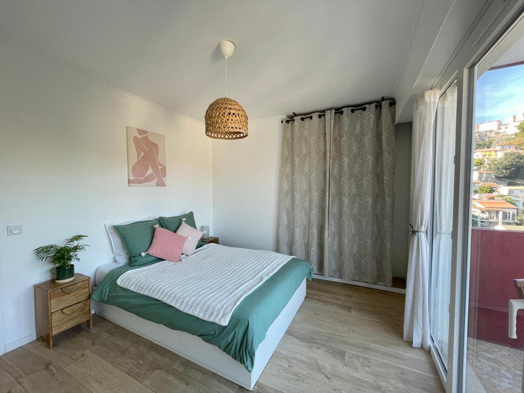 Bright Appartment With View Cagnes-sur-Mer Zewnętrze zdjęcie