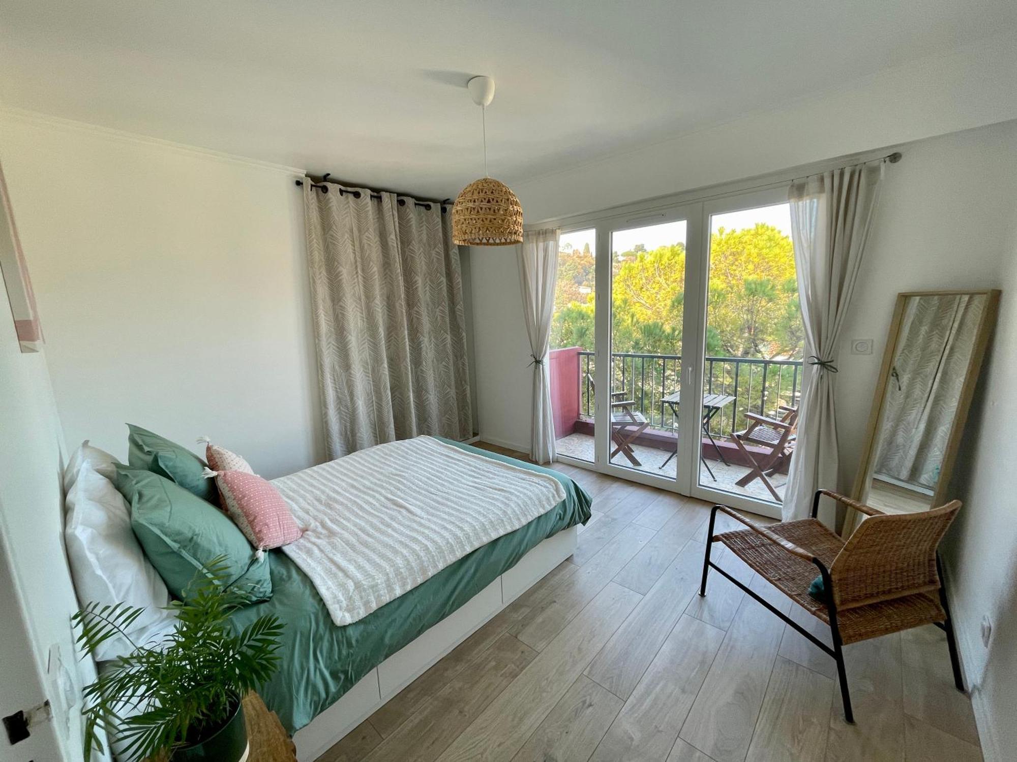 Bright Appartment With View Cagnes-sur-Mer Zewnętrze zdjęcie